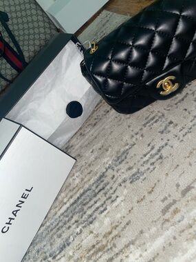 Chanel CC box gift box CC ( Bag ) black and white Gift Box